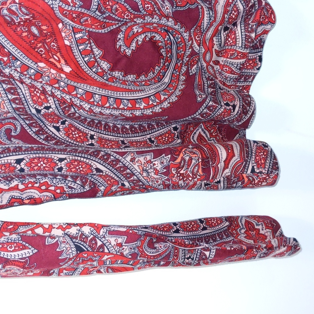 Croft & Barrow Women's Size PM Lightweight Paisley Print Long Sleeve T Shirt Top - Picture 4 of 11
